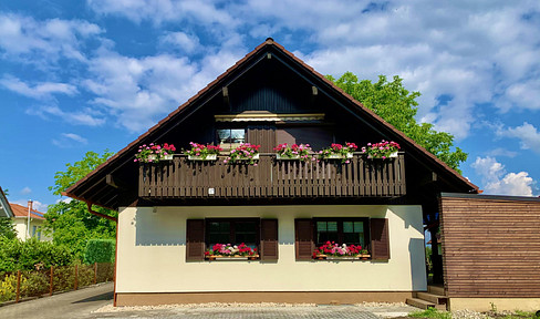 Family paradise with a large garden.