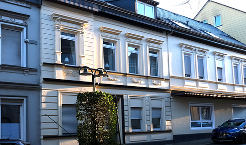 Bright 3-room apartment in the center of Solingen.