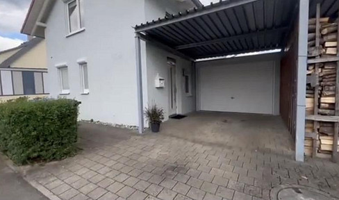 Wohnen mit Gartenidylle in Engen – modernes EFH mit Terrasse, Balkon & 5,5 Zimmer