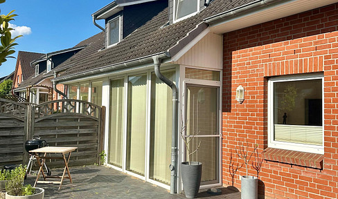 Semi-detached houses for sale, recently renovated, in Busdorf.