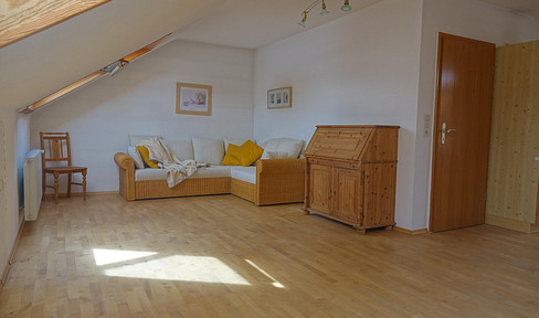 Viewing appointments available on July 25th and 26th: Space, space, space (total area 220 m²) ... and very charming.