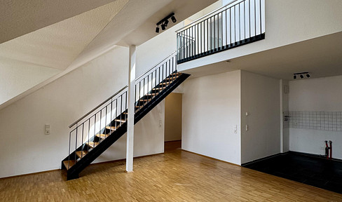 Stilvolle Maisonettewohnung mit Galerie, Dachterrasse & Aufzug