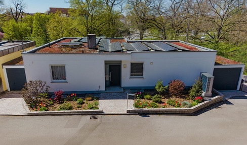 Zirndorf | Großzügiger 7-Zimmer-Bungalow in Stichstraßenlage – Wärmepumpe, PV & 2 Garagen