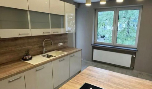 Exklusive, modern renovierte 3-Zimmer-Wohnung nahe Rhein in Köln-Deutz – ab sofort verfügbar