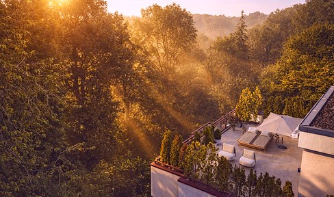 DESIGNER-PENTHOUSE-TRAUM mit spektakulärer Dachterrasse am Hochufer der Isar: PROVISIONSFREI