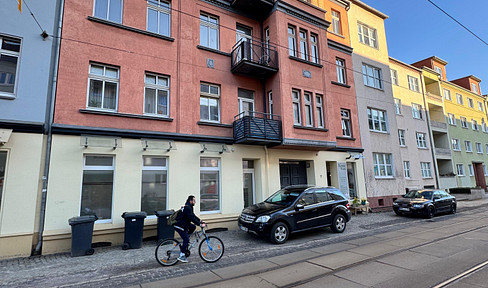 Zentral gelegene, helle 3-Raum Wohnung über 68,00 qm ab 01.06.2026 (und 2 weitere)