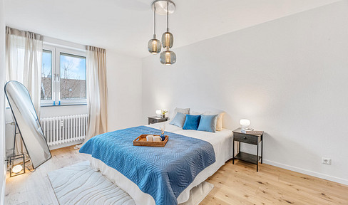 PROVISIONSFREI und sofort einziehen - Hochwertig renovierte 3,5-Zi Wohnung mit Balkon