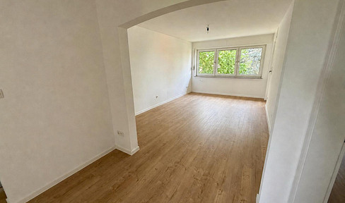 Kernsaniert: helle 3-Zimmer Wohnung Korschenbroich-Zentrum