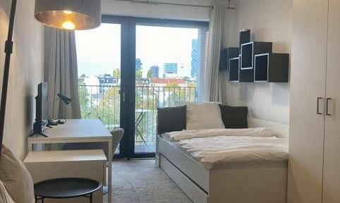 Fully furnished studio apartment with a balcony in Friedrichshain.