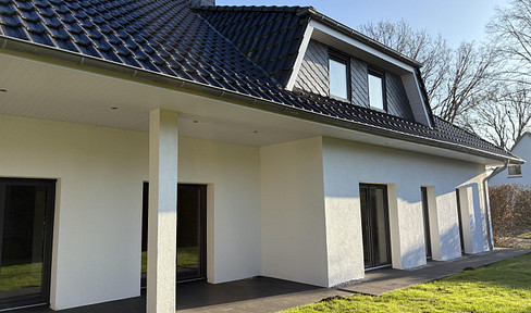 Modernes Zweifamilienhaus bei Hamburg|268m2|Bj.2016|A+|2WE