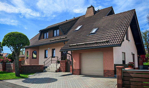 Stilvolles Einfamilienhaus mit Sonnengarten in Plauen - sehr gute Lage