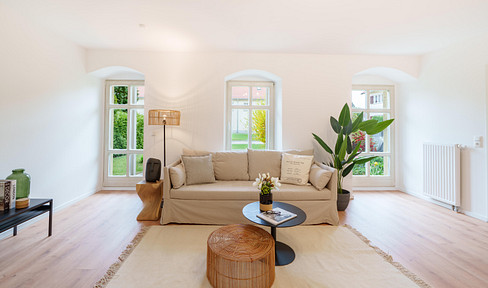Beautiful four-room apartment with a sunny terrace.