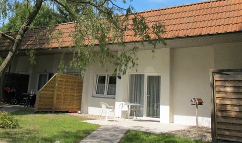 Vacation bungalows in a row, located on the Plauer See lake – available individually or in packages, at €86,000 each. Acquire yours now.