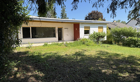 Architektenbungalow mit außergewöhnlicher Zukunftsperspektive in 1A-Lage von Idstein - von PRIVAT