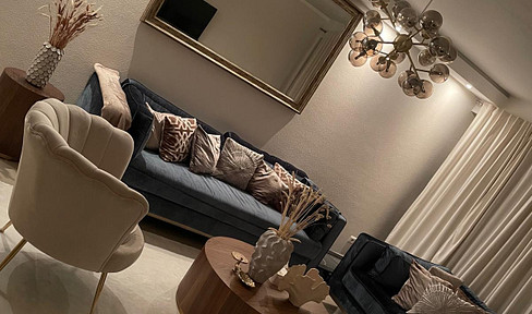 Charming 3.5-room apartment with a balcony and excellent transport links.