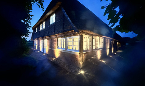 Maisonette unter Reet am Elbdeich – hochwertiger Erstbezug im kernsanierten Bauernhaus