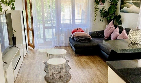 Wohnen im idyllischen Remstal: Helle 2-Zimmer-Wohnung mit Balkon
