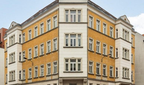 Wohnen auf Zeit: Möblierte Altbauwohnung in ruhiger Nebenstraße der Karli