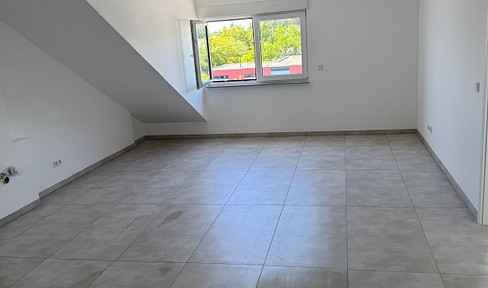 Neubau-Erstbezug, 3-Zimmer Dachgeschoss Wohnung mit großer Terrasse