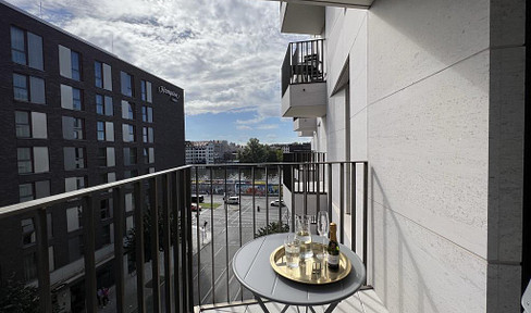 Exclusive 2-bedroom apartment in Friedrichshain.