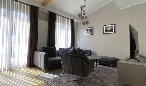 TOP-ANGEBOT: Vollmöblierte 4-Zimmer-Designwohnung mit Balkon in bester Innenstadtlage von Wiesbaden!