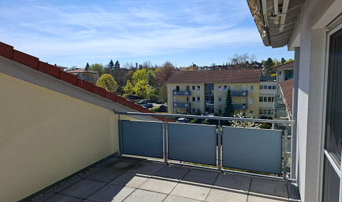 Penthouse for sale, located in a quiet area.