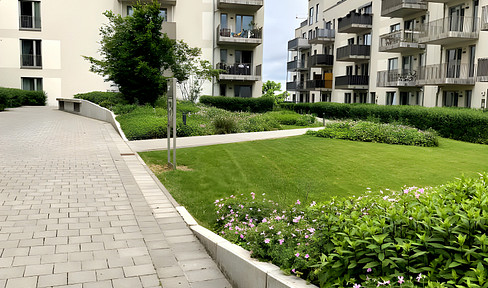 Direkt einziehen! Moderne 2 Zimmer + Süd-West-Balkon, Einbauküche, Wannenbad + Abstellraum, Aufzug