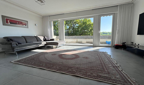 Moderne Wohnung mit Balkon und Panoramablick - provisionsfrei inkl. Stellplatz