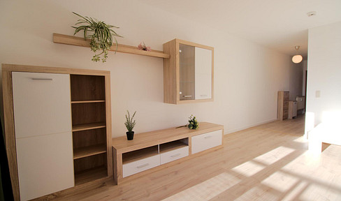 Frisch renovierte und geräumige 1-Zimmer Wohnung mit sehr guter Anbindung