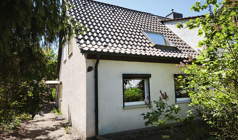 am Wald: nette DHH auf 1887qm Grund mit Baulandreserve Zörnigall-Siedlung
