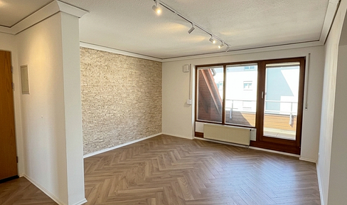 Wohnen auf zwei Ebenen – 3,5-Zimmer-Maisonette mit Loggia & Parkanlage in 78054 Schwenningen