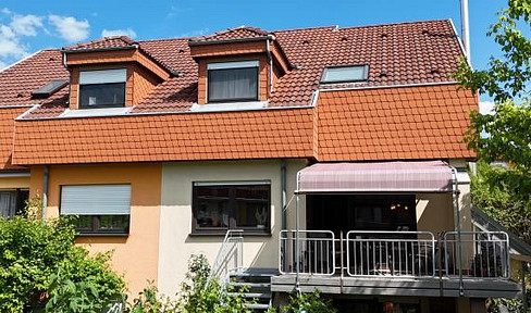 4-room apartment with a separate entrance and garden.