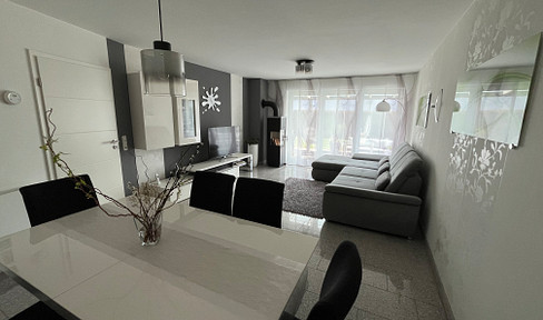 Privatverkauf - Einfamilienhaus mit Wintergarten, PV-Anlage & zwei Garagen in Kerpen-Sindorf
