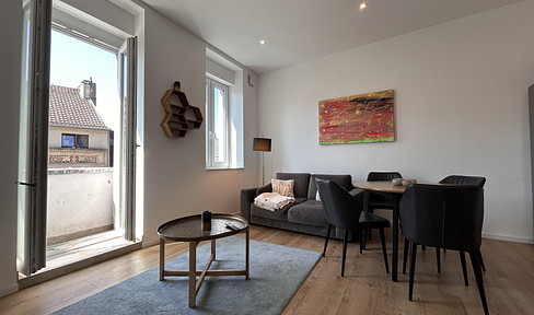 Exklusiv möbliert im Kunibertsviertel: hochwertiges City-Apartment nahe Dom und Rhein