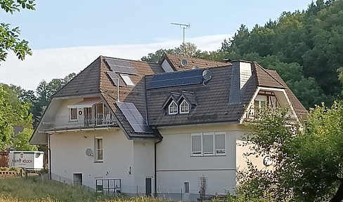 Future-proof, commission-free two-family house with geothermal heating and solar panels, located near Cologne!