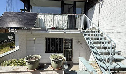 Charming living with a relaxing oasis: A well-equipped and delightful space in Anrath.
