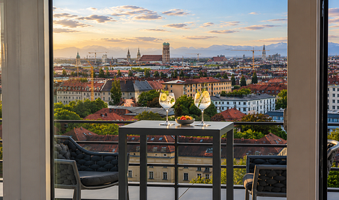 Skyline penthouse with Munich's most famous view - NO COMMISSION.