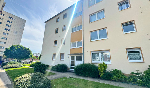 ** PROVISIONSFREI ! ** 4- Raum- ETW in D- Lörick, Niederdonker Str. 39 mit Balkon, ab sofort frei !