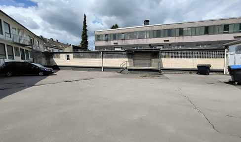 Warehouse/production space with office in Wuppertal-Vohwinkel.