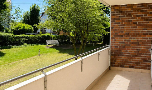 Brand new apartment – completely renovated 2-room apartment with balcony and parking space in Götzenhain.
