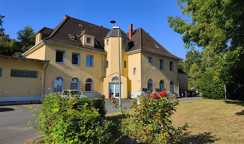 #No fees! A truly exceptional property: High-yield residential and commercial building | Egestorf train station.
