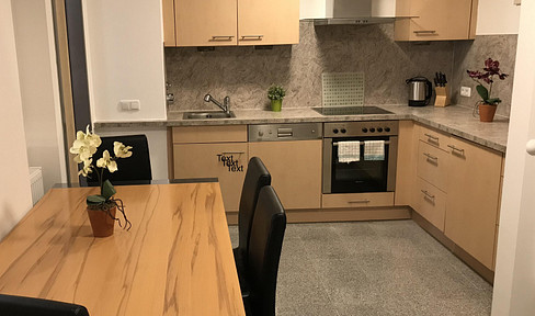 Freie 2 Zimmer Wohnung - renoviert - 65 qm - Nähe U – Bahn - Provisionsfrei