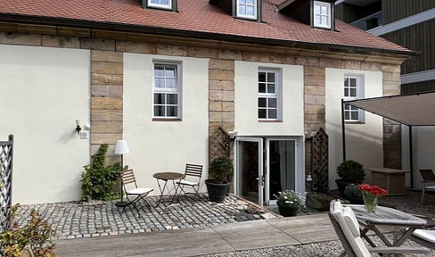 Urban Loft - A gem with its own garden, located in the heart of Bayreuth.
