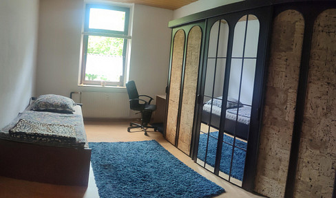 Furnished room in a shared apartment.