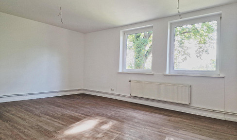 Himbergen - Renovated 4-room apartment available for rent immediately.