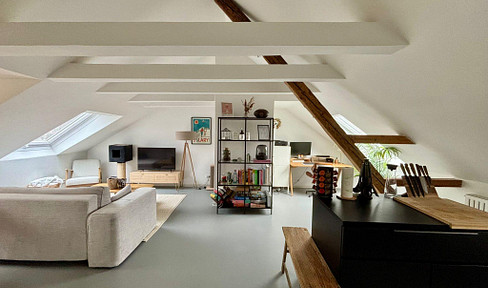 2-room attic apartment in western Stuttgart.