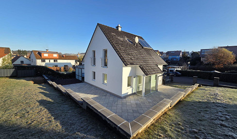 🏡 Stylish detached house in a prime location – modern, quiet, and available immediately.