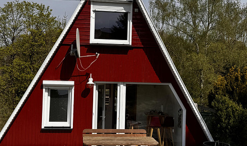 Harz region - Stairs - Single-pitched roof house - Large plot of land.
