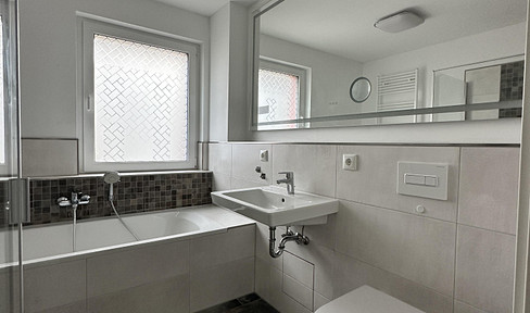 -New construction, ready for occupancy- Stunning 4-room apartment with a high-quality fitted kitchen, balcony, and underground parking.