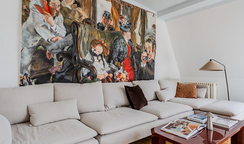 Bright, quiet duplex apartment in the attic, located in the courtyard, Bötzowkiez.